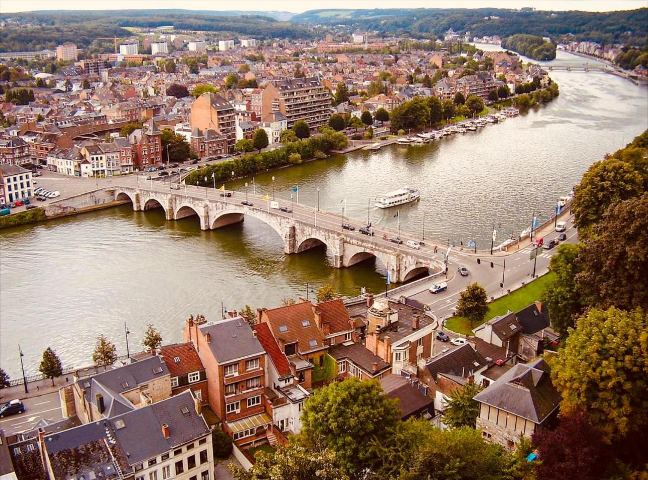 Salzinneschezsoi 2 Namur  Exterior foto